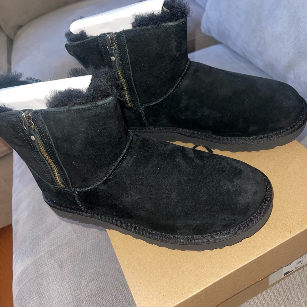 Uggs Classic Mini Double Zip